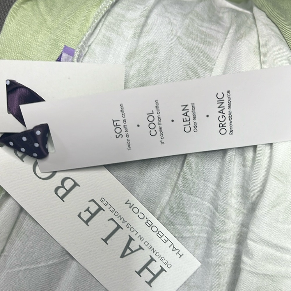XL Hale Bob Bamboo Robe - Picture 2 of 3